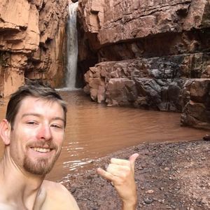 Meet your Posher, Zach